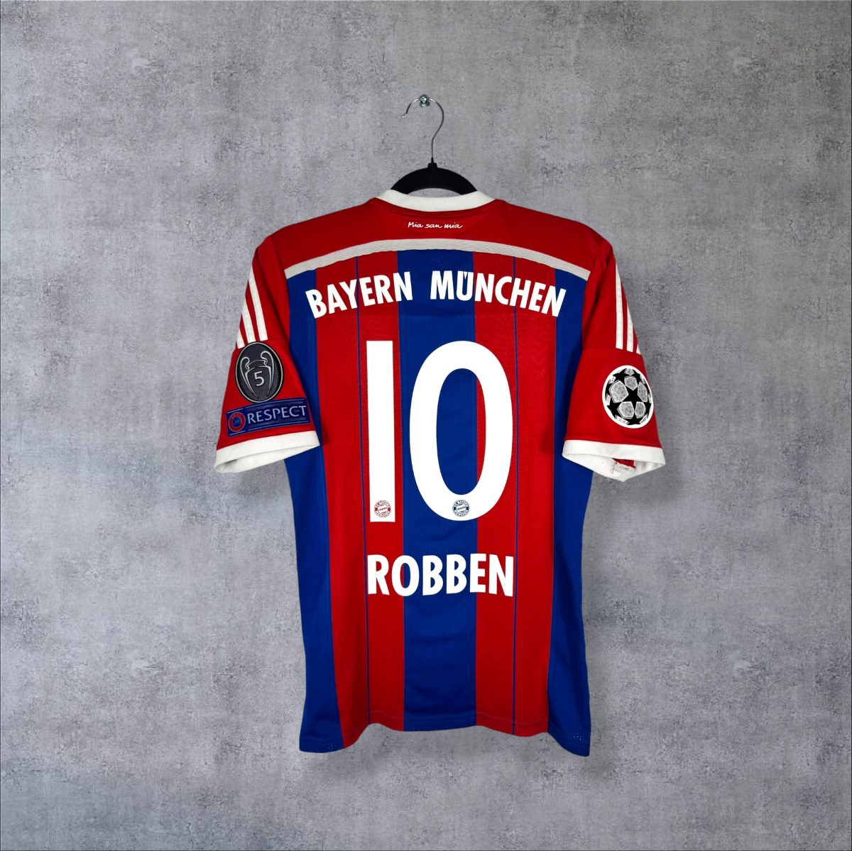 Dos du maillot Bayern Munich domicile 2014-2015 adidas rayé rouge et bleu, flocage Bayern München 10 Robben
