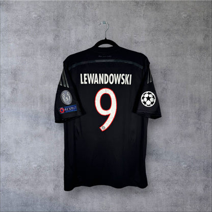 Flocage Lewandowski numéro 9 sur maillot Bayern Munich 2014-2015 Third