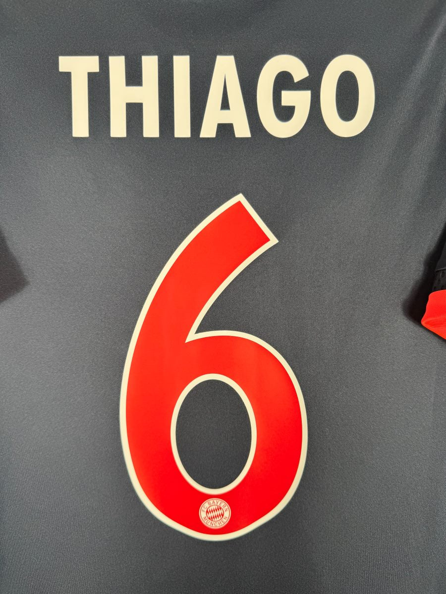 Bayern Munich 2015-2016 Third Shirt Thiago 6 Adidas Size S – Pure