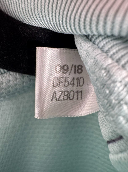 Étiquette intérieure adidas 09/18 code CF5410, maillot Bayern Munich extérieur 2018-2019