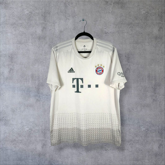 Maillot Bayern Munich 2019-2020 extérieur, face avec logo Adidas et sponsor Telekom