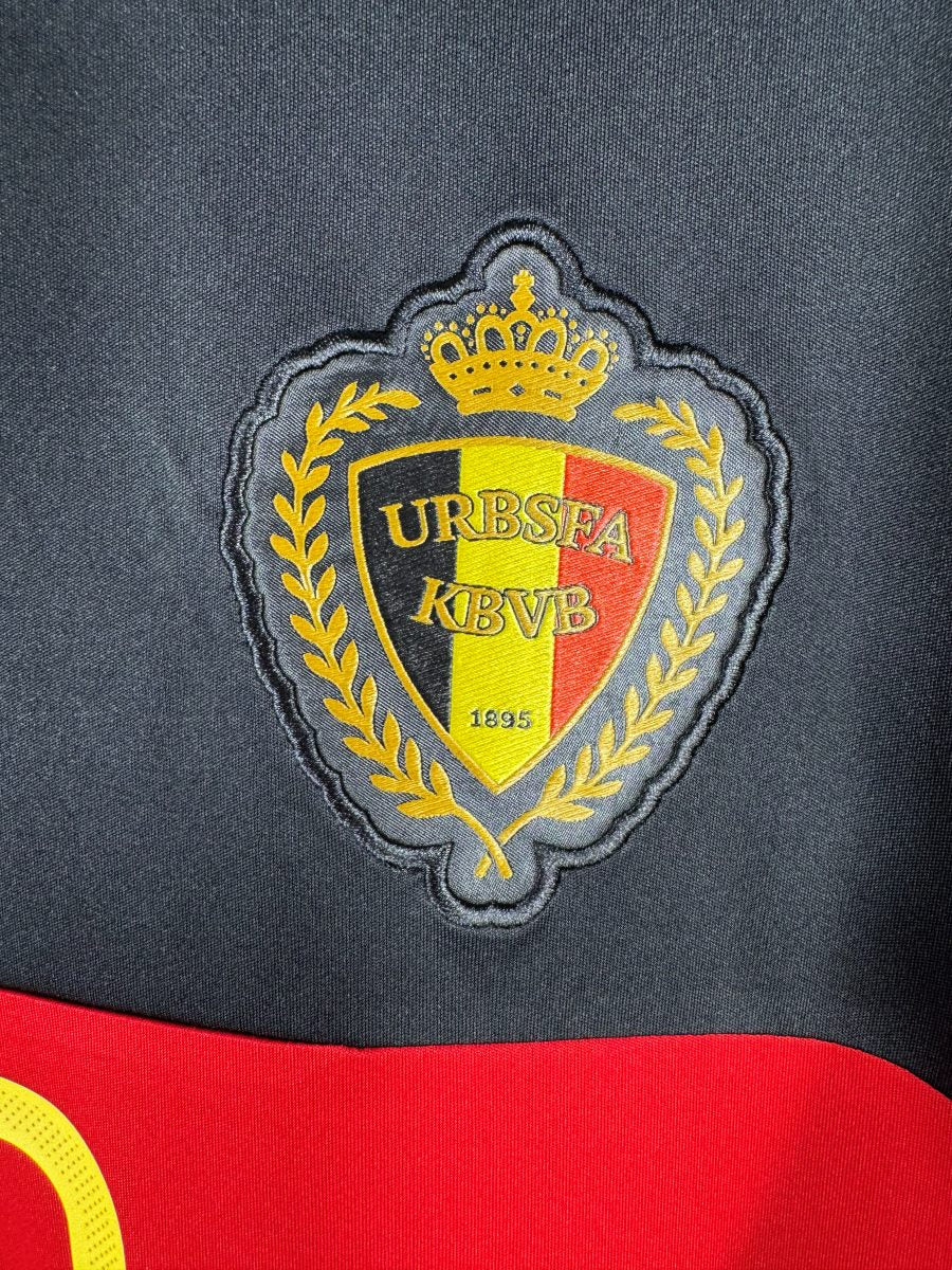 Écusson brodé de la fédération belge URBSFA KBVB 1895 sur le maillot Belgique 2016 domicile