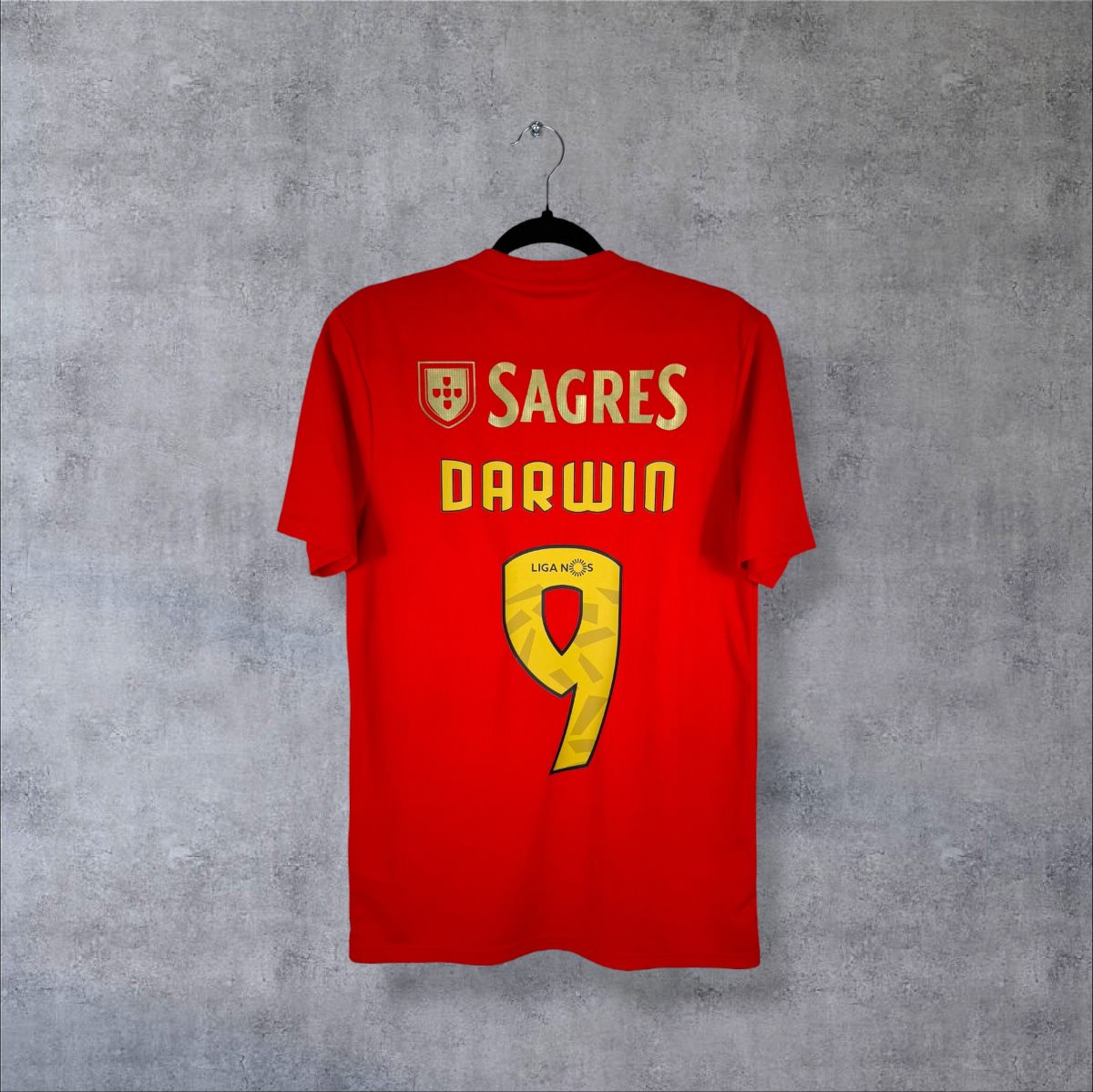 Maillot Benfica 2020-2021 domicile rouge, dos floqué Darwin 9 sous le sponsor Sagres