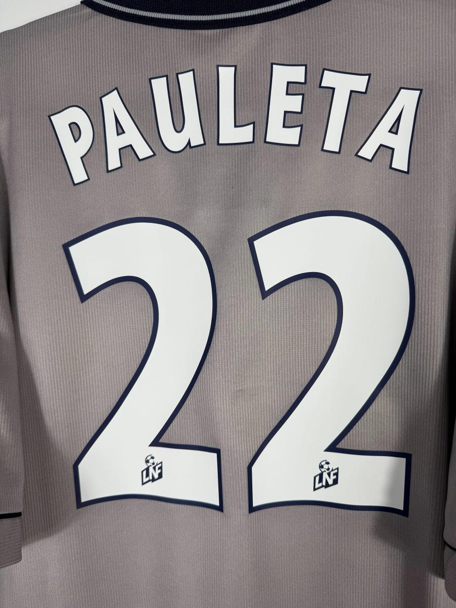 Détail flocage Pauleta N°22 maillot Girondins de Bordeaux third 2000-2001