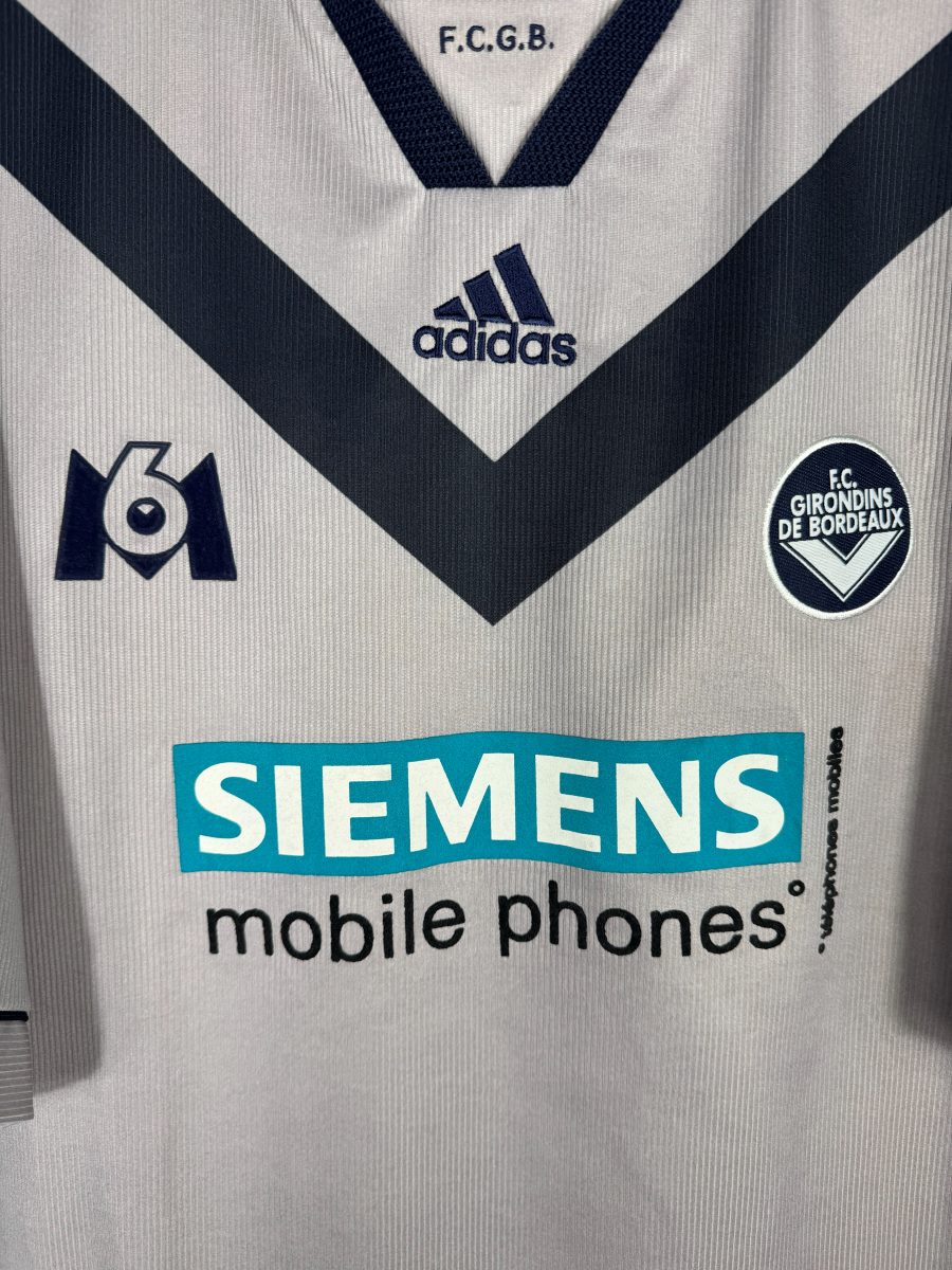 Détail écusson FC Girondins de Bordeaux et sponsor Siemens maillot third 2000-2001