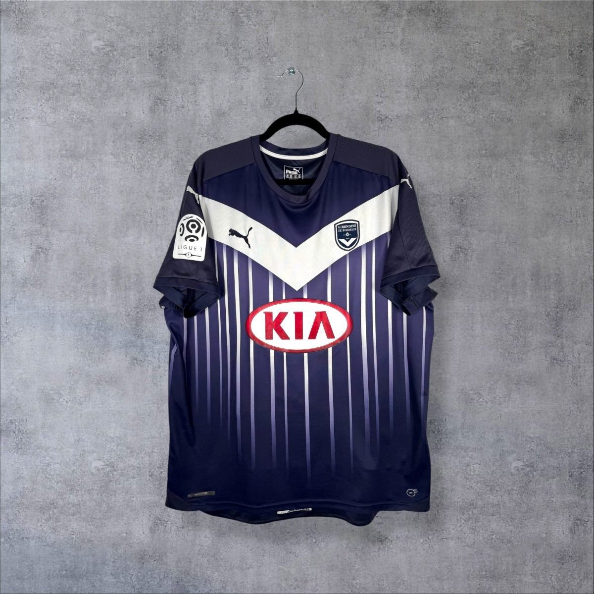 Maillot Girondins de Bordeaux 2015-2016 domicile Puma vue face sponsor KIA