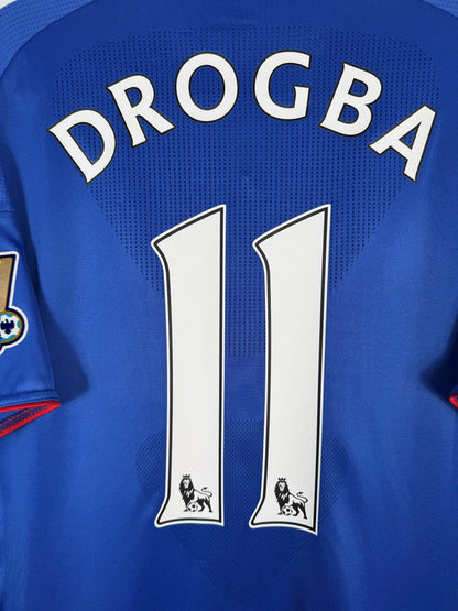 Détail flocage Drogba N°11 maillot Chelsea domicile 2010-2011