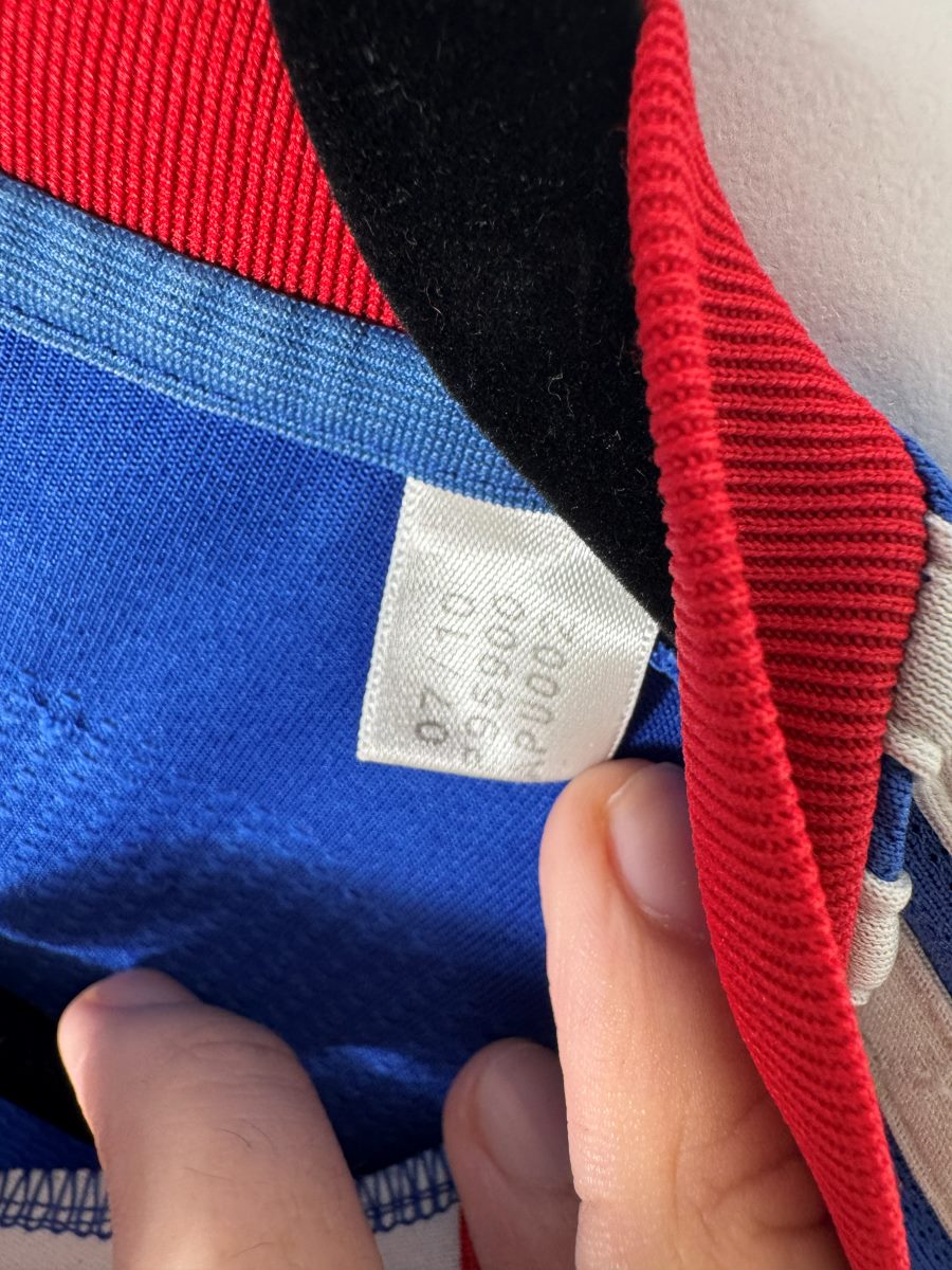 Étiquette Adidas authentique maillot Chelsea 2010-2011