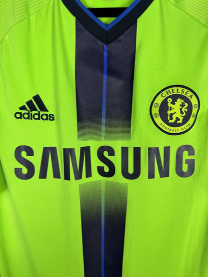 Détail écusson Chelsea Football Club et sponsor Samsung maillot third vert fluo 2010-2011