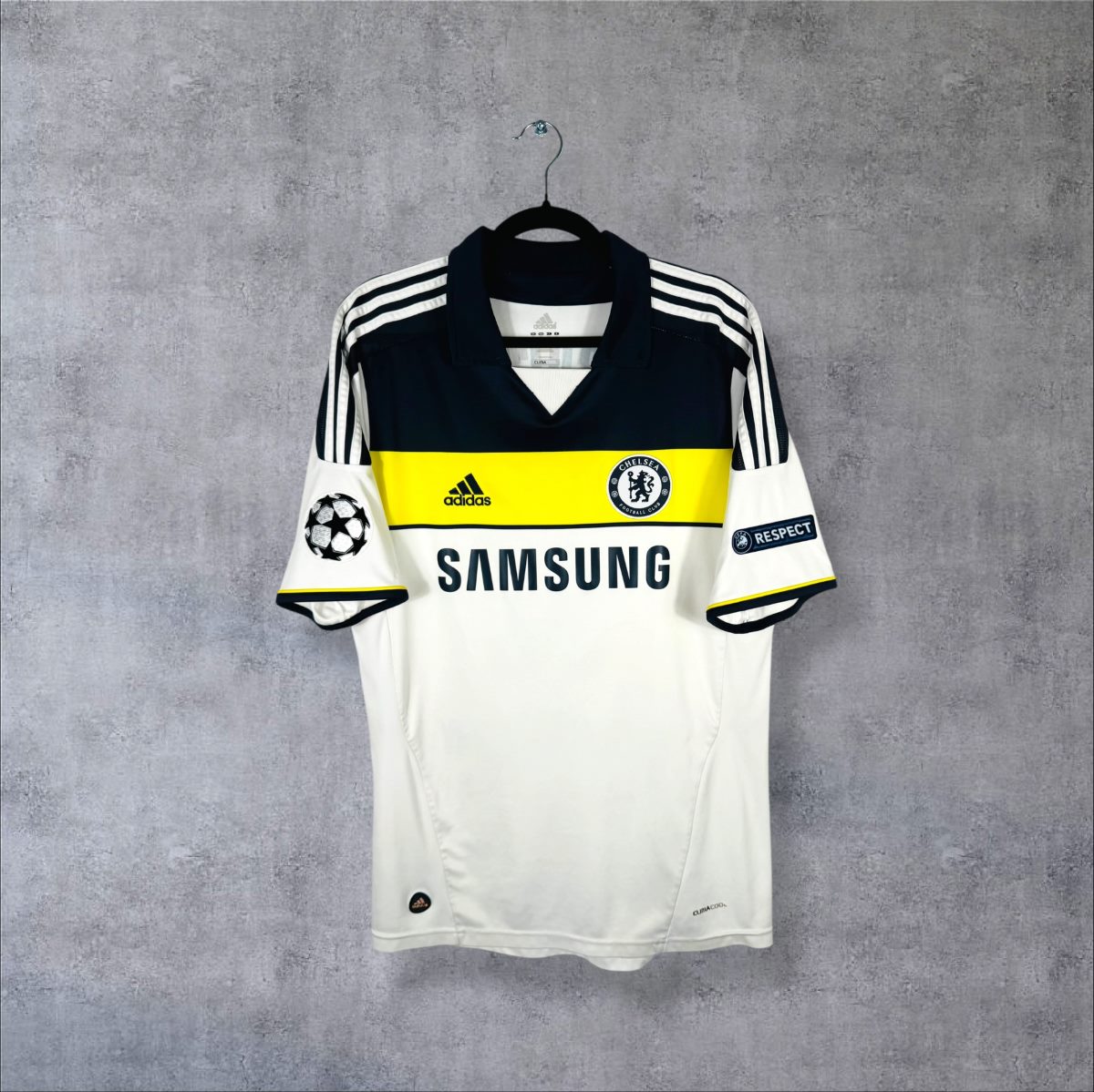 Chelsea 2011-2012 Third Shirt Drogba 11 (L) – Pure Football Shirts
