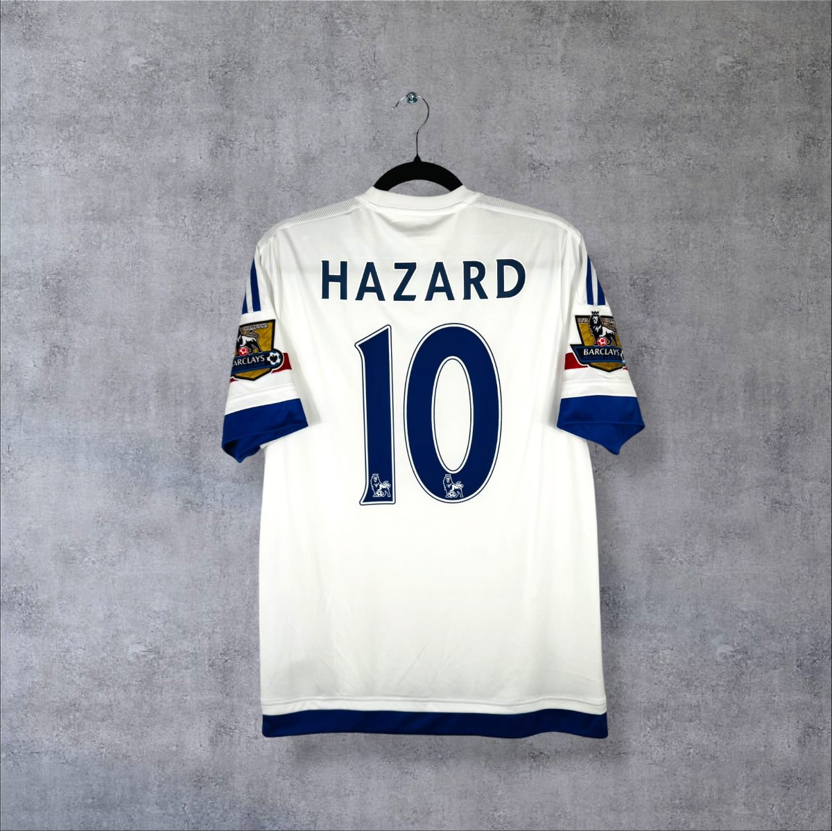 Dos du maillot Chelsea extérieur 2015-2016 adidas blanc, flocage bleu marine Hazard 10