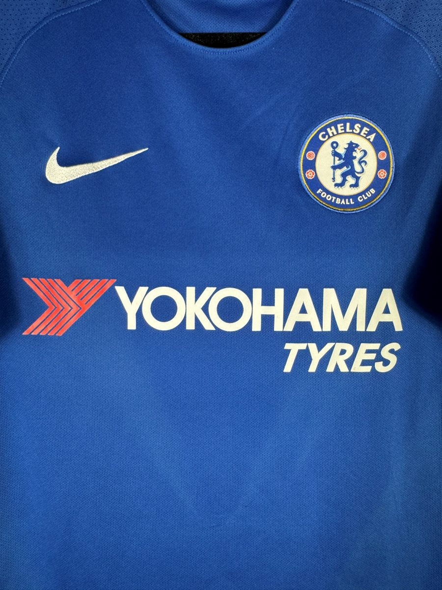 Écusson brodé Chelsea FC et sponsor Yokohama maillot domicile 2017-2018