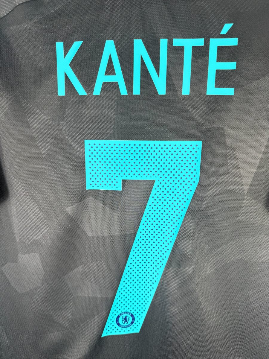 Maillot Chelsea 2017-2018 Third - détail flocage Kanté 7