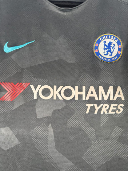 Détail écusson brodé Chelsea, swoosh Nike et motif camouflage tissé du third 2017-2018