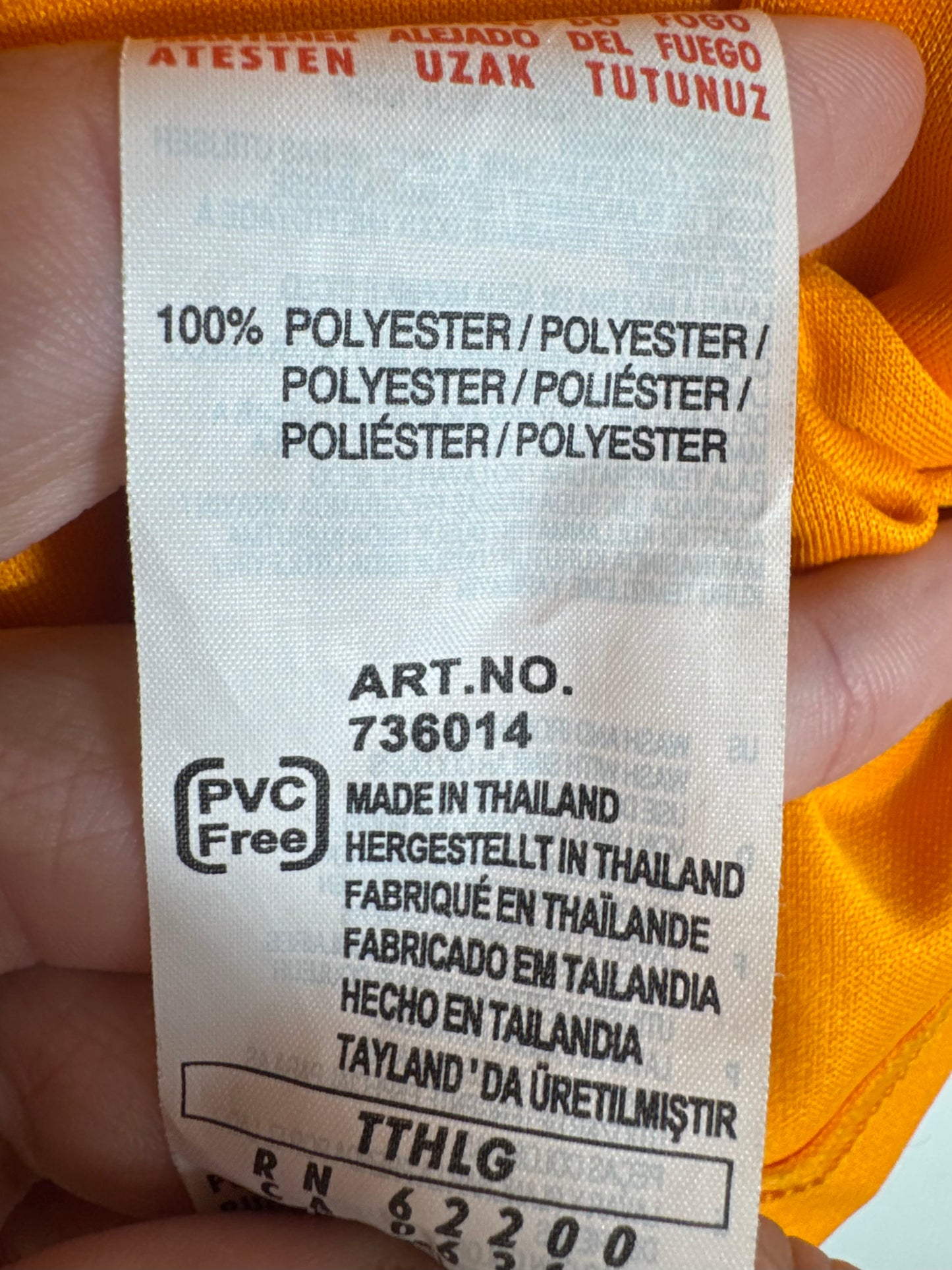 Étiquette d'authenticité avec code Puma 736014 prouvant l'originalité du maillot