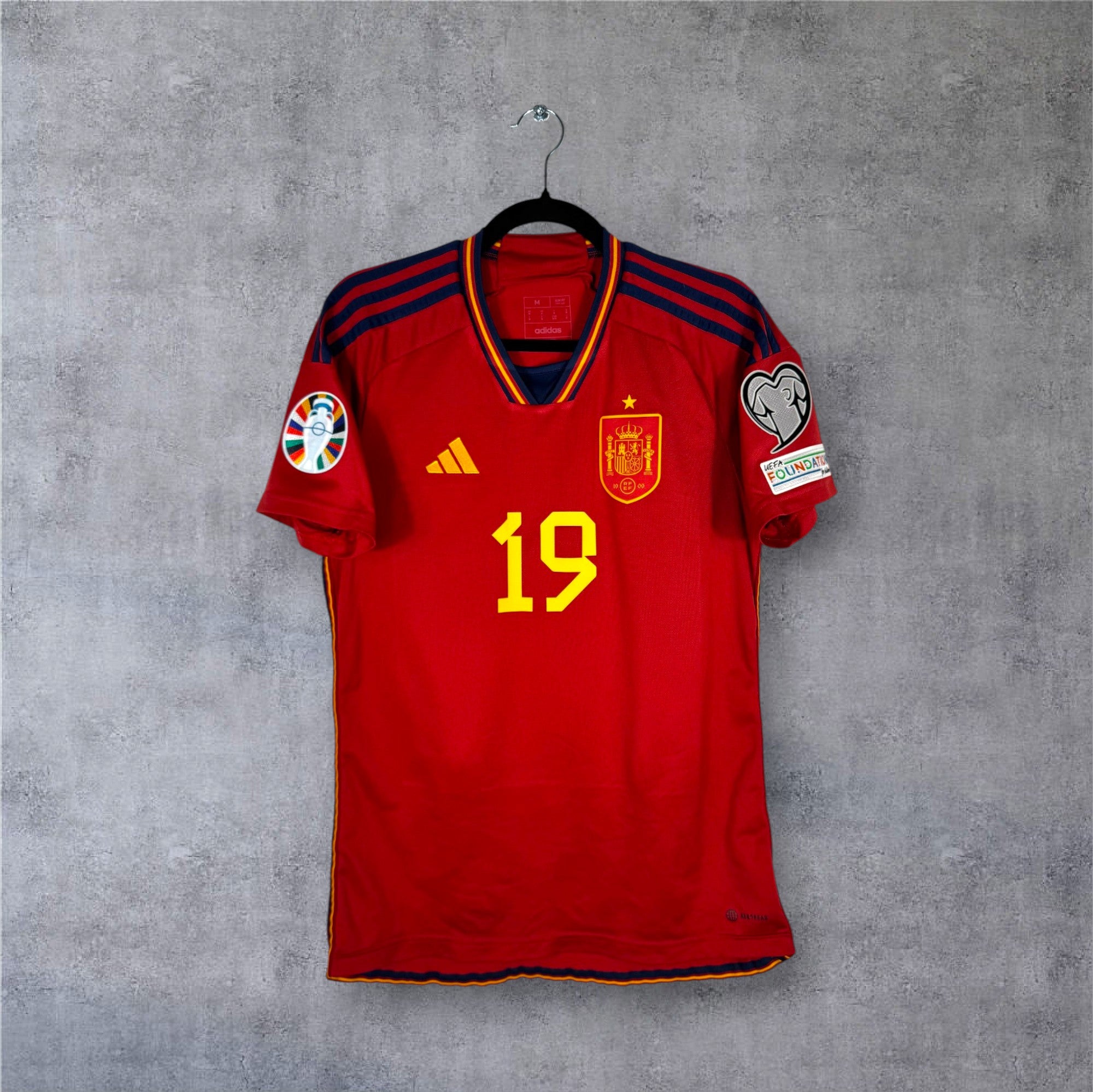 Spain 2022-2023 Home Jersey - Lamine Yamal #19 (M) – Pure Football