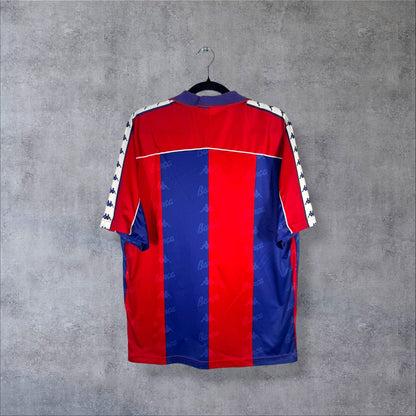 Dos vierge du maillot FC Barcelone 1992-1995 domicile Kappa, bandes Omini sur les manches