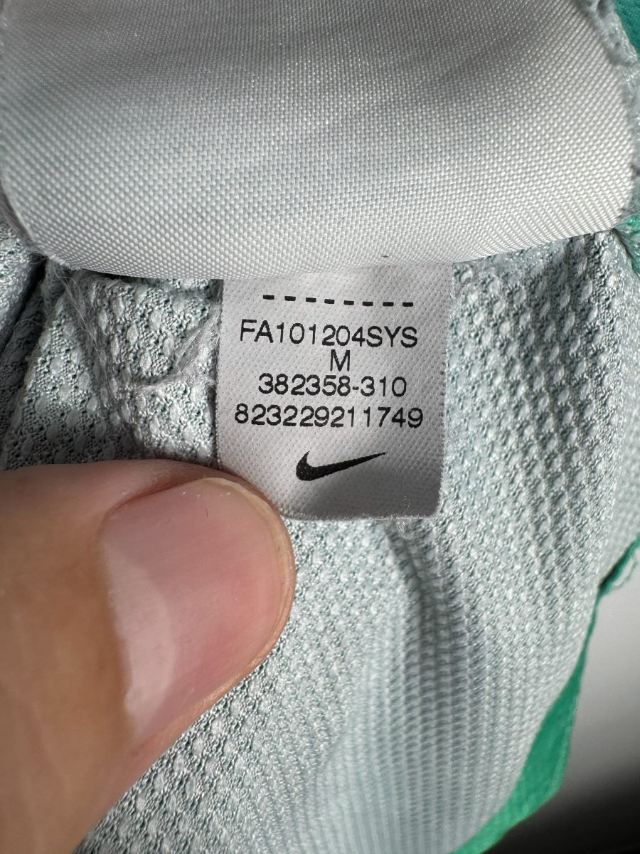 Étiquette Nike 382358-310, maillot FC Barcelone extérieur 2010-2011 Messi