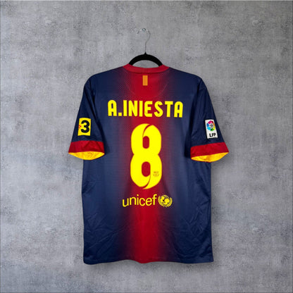 Flocage Iniesta numéro 8 sur maillot FC Barcelone 2012-2013 Domicile