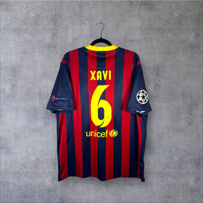 Flocage d'origine Xavi numéro 6 sur maillot FC Barcelone 2013-2014 Domicile