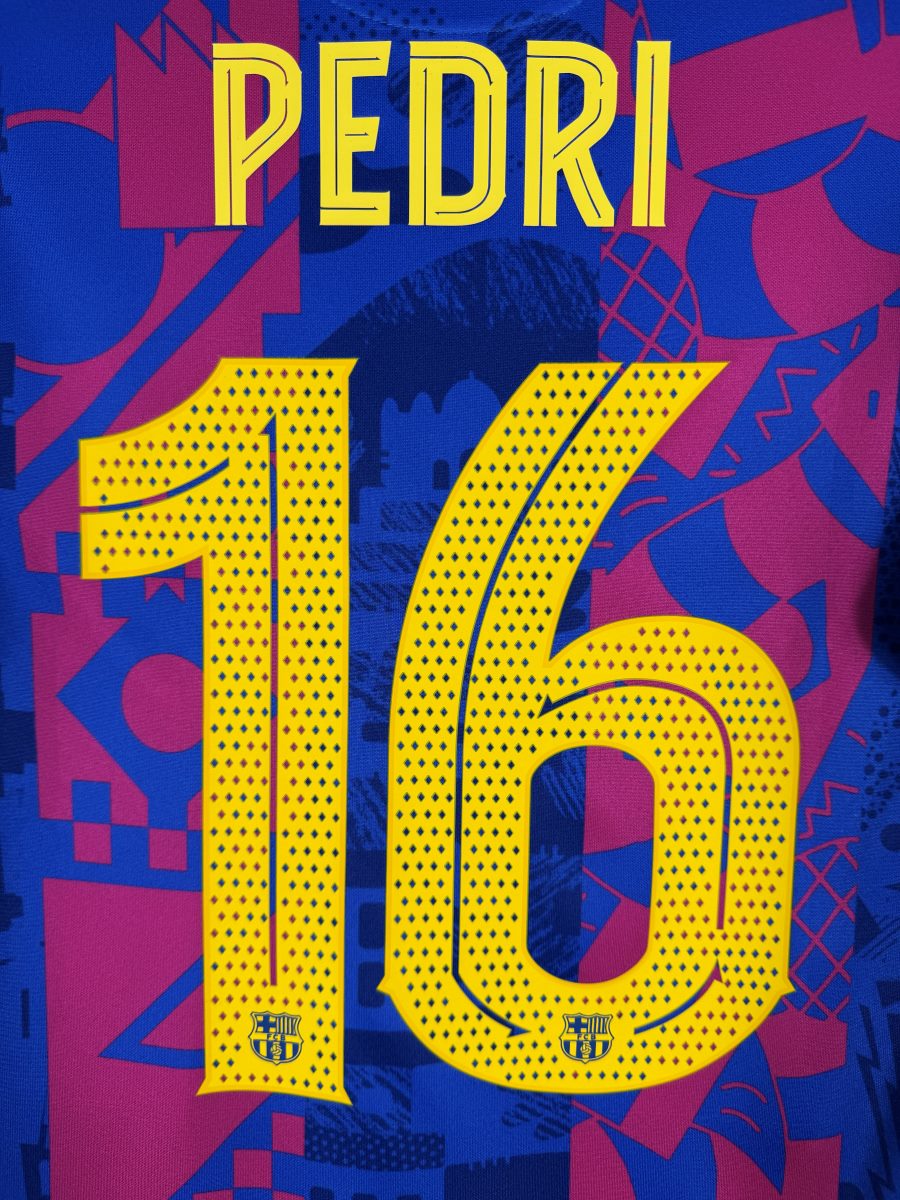 Flocage PEDRI N°16 jaune trame losanges écussons Barça à la base des chiffres