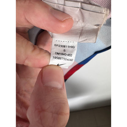 Étiquette d'authenticité avec code Nike DM1840-452 prouvant l'originalité du maillot