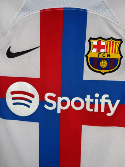 Écusson brodé FCB, swoosh et sponsor Spotify, maillot Barça third 2022-2023 Lewandowski