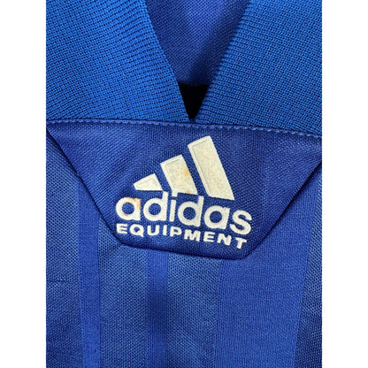 Détail du logo Adidas Equipment