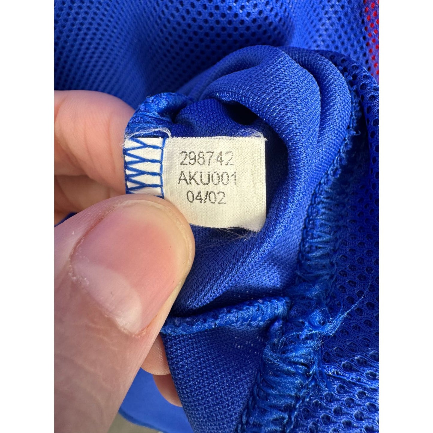 Étiquette d'authenticité avec code Adidas 298742 prouvant l'originalité du maillot