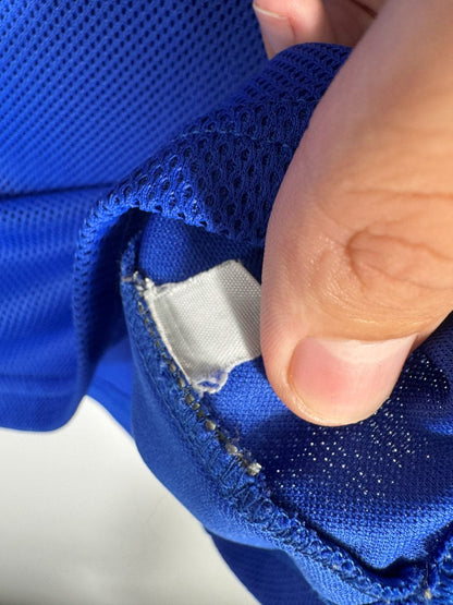 Étiquette intérieure adidas coupée à la base, maillot France domicile 2002