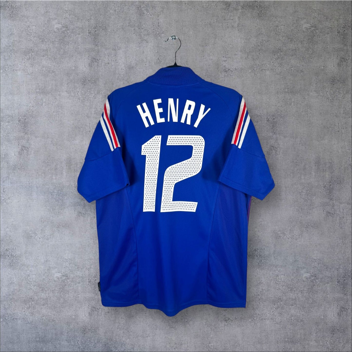 Flocage Henry numéro 12 sur maillot France 2002 Domicile