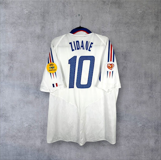 Flocage Zidane numéro 10 sur maillot France 2004-2006 Extérieur blanc
