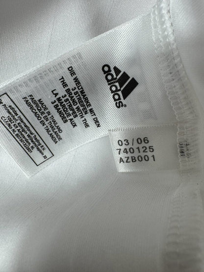 Étiquette adidas 03/06, code 740125 et référence AZB001 du maillot France 2006