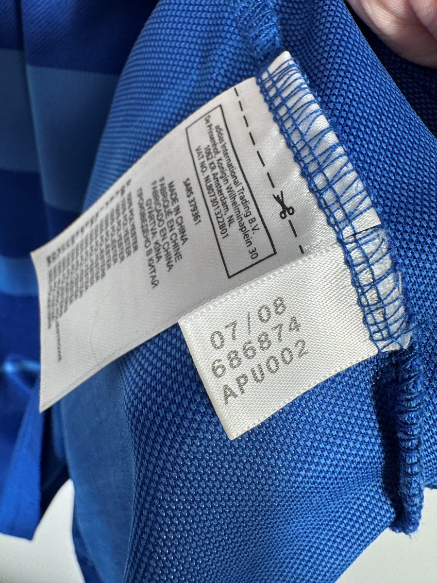 Étiquette intérieure adidas code 686874 datée 07/08, maillot France domicile 2009