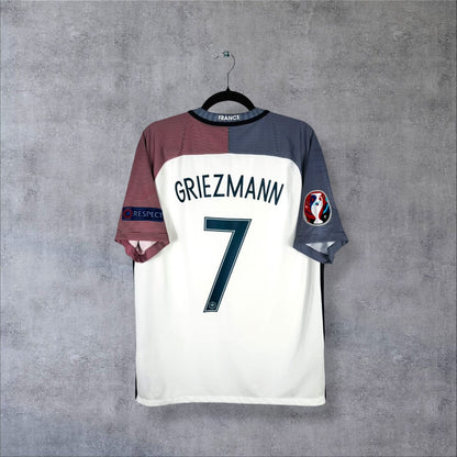 Maillot France Euro 2016 extérieur Nike blanc, dos floqué Griezmann 7, badges Euro 2016 et Respect