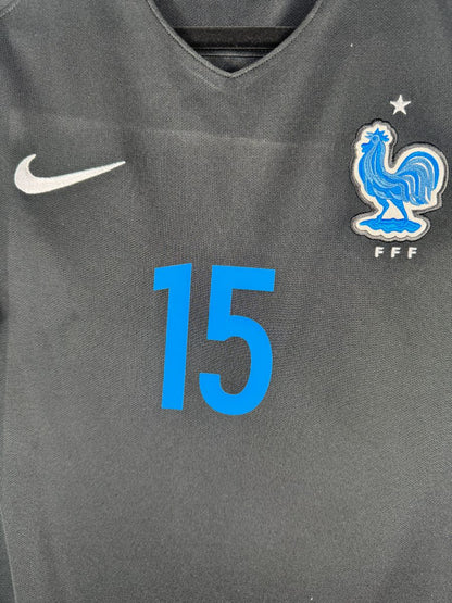 Écusson coq FFF brodé bleu ciel et swoosh Nike, maillot France third 2017-2018