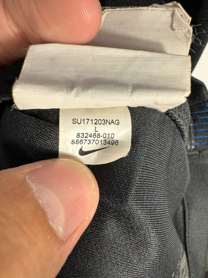 Étiquette Nike d'origine taille L et code d'authenticité 832468-010 du maillot France 2017-2018