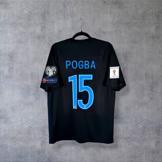 Dos du maillot France 2017-2018 third noir avec flocage POGBA N°15 et patchs qualifications Russie 2018
