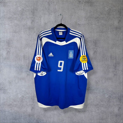 Face avant du maillot Grèce 2004 domicile bleu adidas avec numéro 9 et écusson hellénique