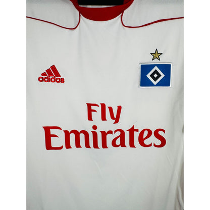 Détail de l'écusson du Hamburger SV et du logo Adidas