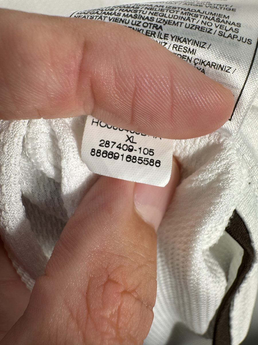 Étiquette Nike code 287409-105 taille XL, maillot extérieur Inter Milan 2008-2009