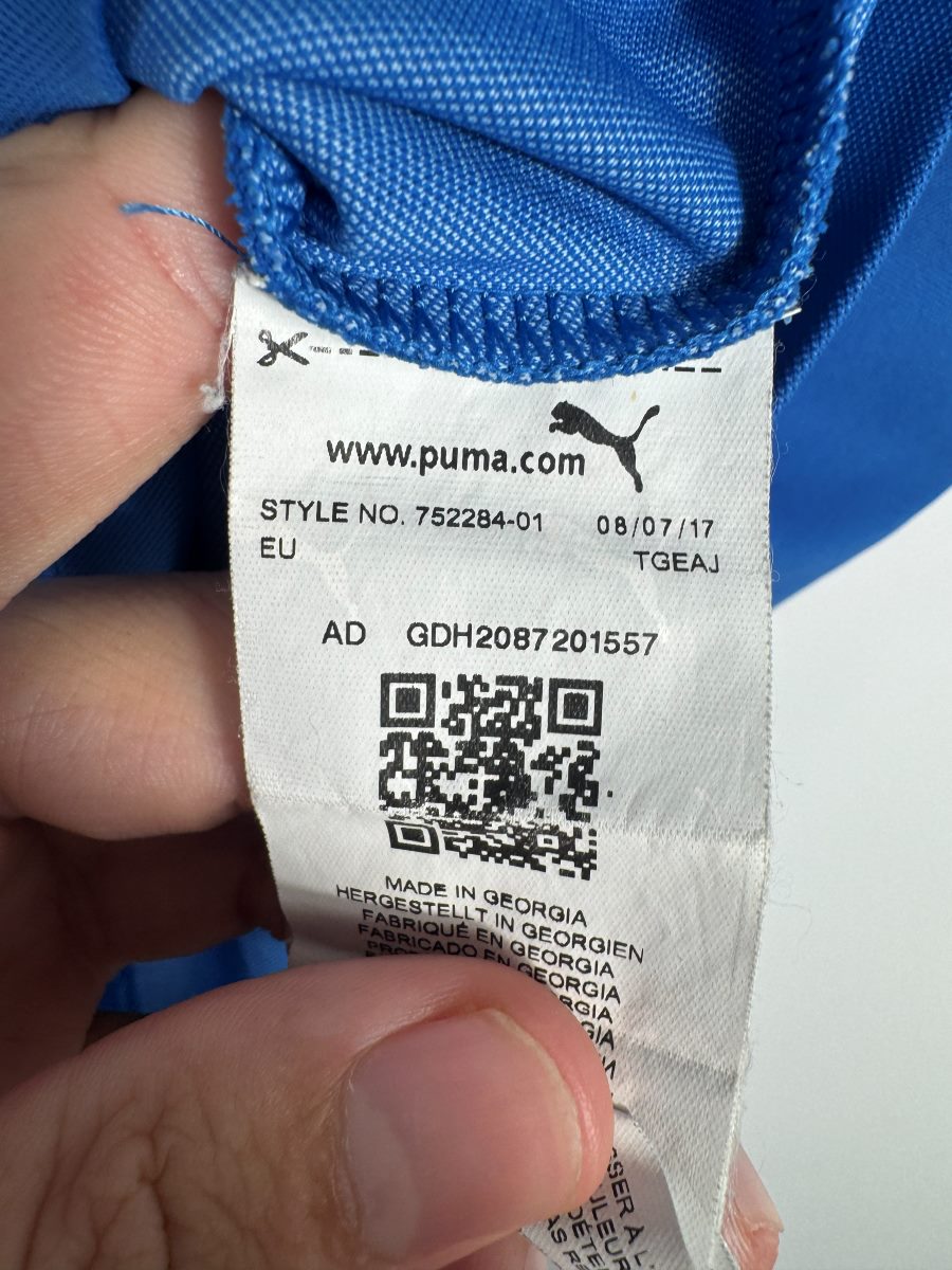 Étiquette Puma style 752284-01 datée 08/07/17, maillot Italie domicile 2017-2018