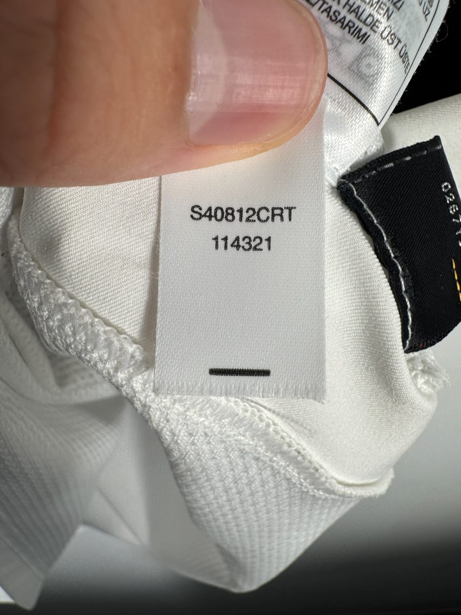 Étiquette intérieure Nike code 114321, maillot Juventus domicile 2003-2004