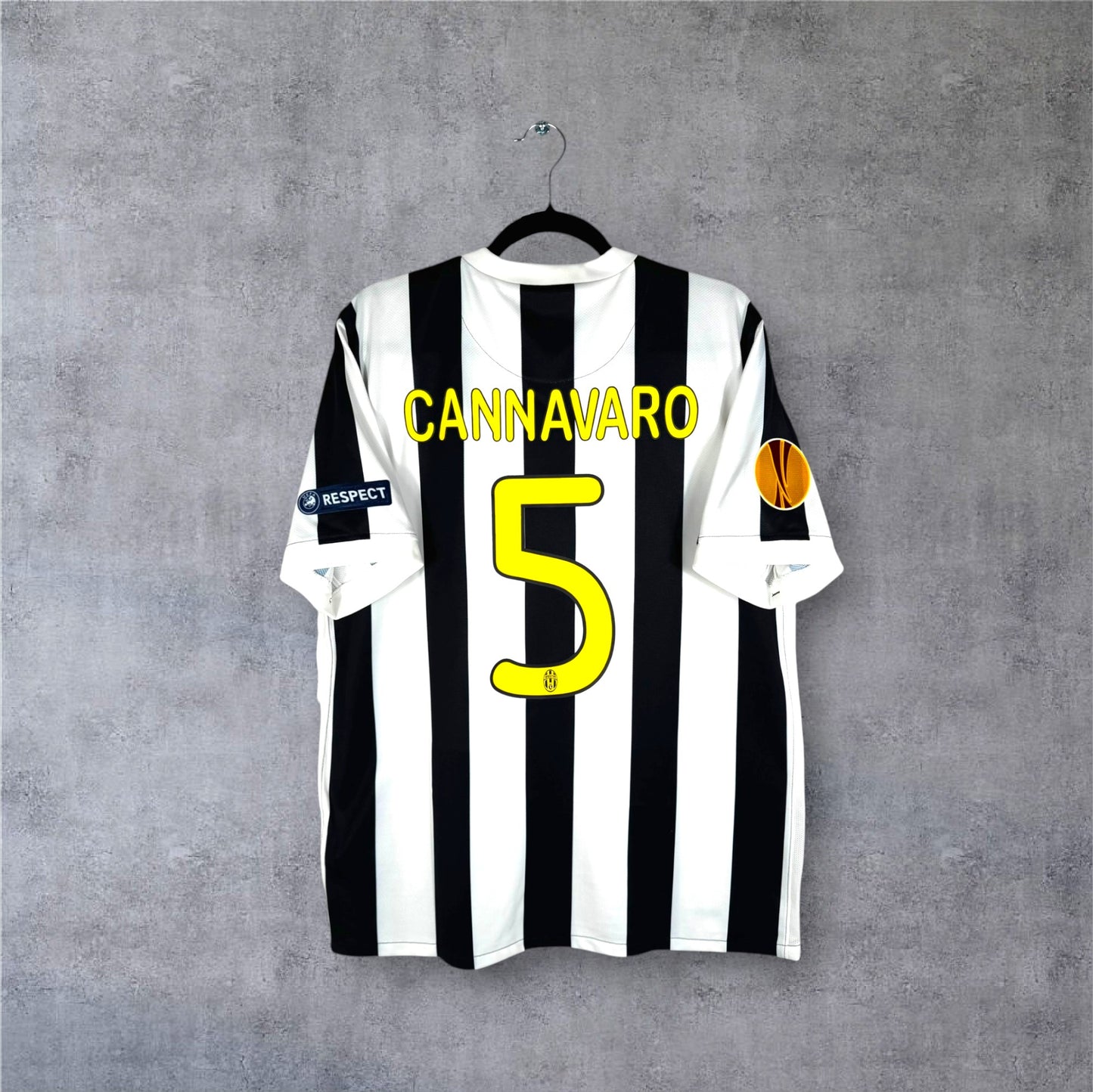 Flocage Cannavaro numéro 5 sur maillot Juventus 2009-2010