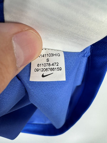 Étiquette Nike taille S et code d'authenticité 611078-472 du maillot Juventus 2014-2015