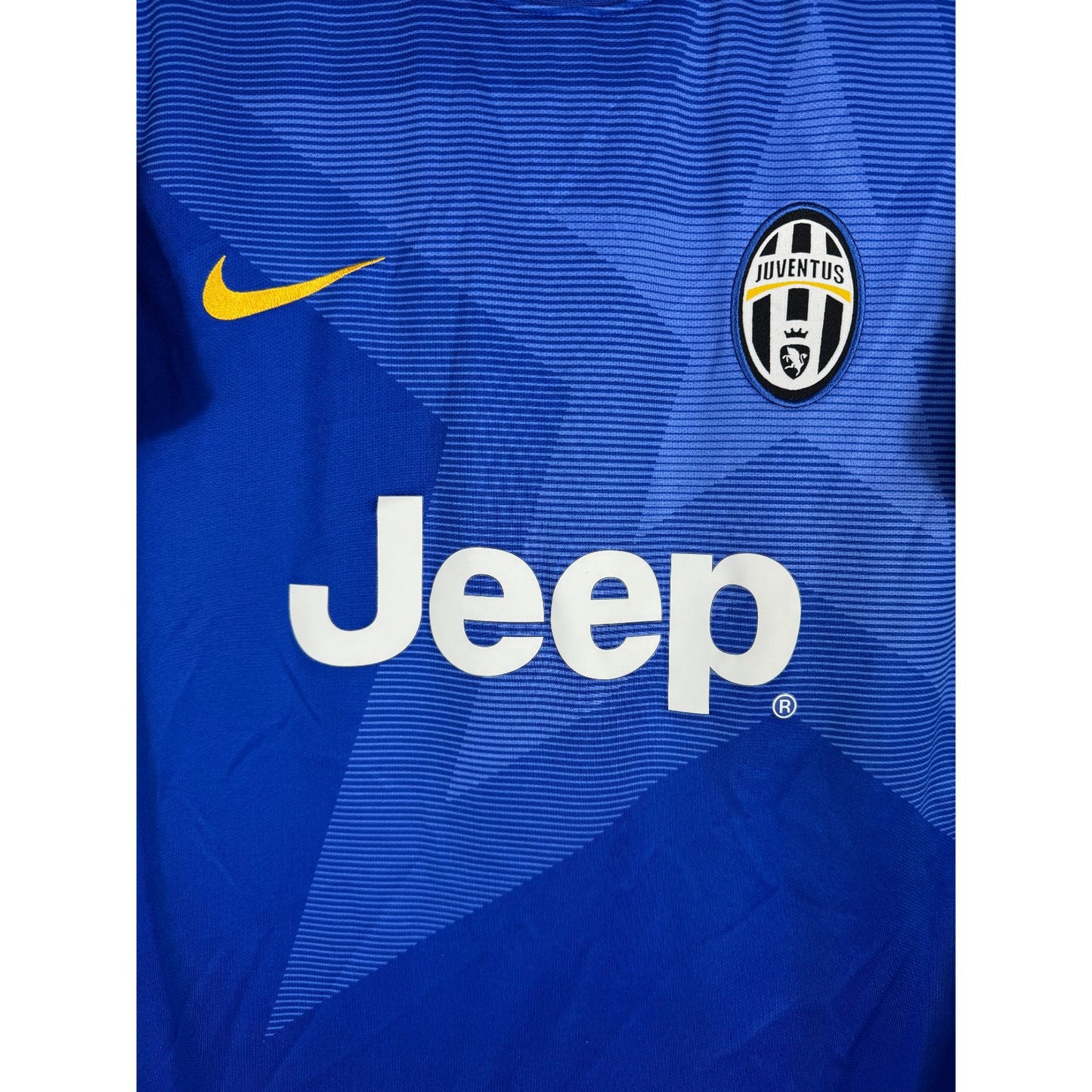 Détail de l'écusson de la Juventus et du logo Nike