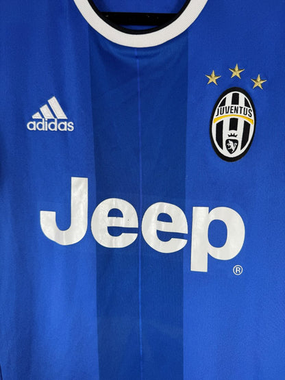 Écusson ovale brodé de la Juventus à trois étoiles sur le maillot extérieur 2016-2017 de Dybala