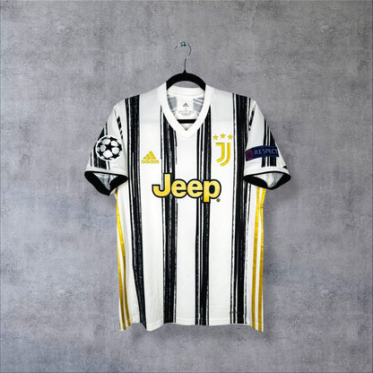 Maillot Juventus 2020-2021 domicile de face, rayures noires et blanches, adidas et Jeep dorés