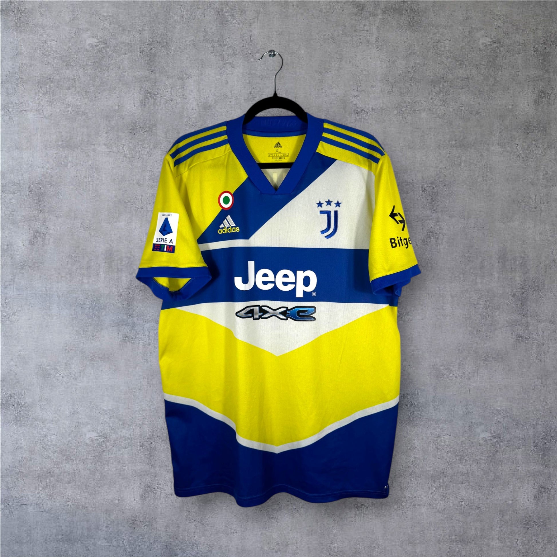 Maillot authentique Juventus 2021-2022 Third Adidas vue de face