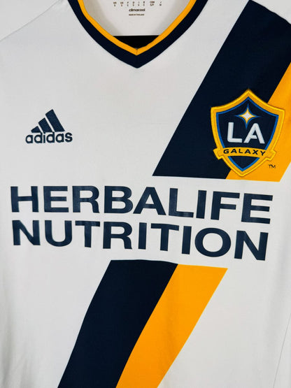 Écusson brodé LA Galaxy et sponsor Herbalife Nutrition, maillot domicile 2016-2017